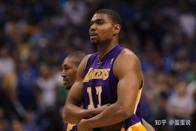 跟队记者：拜仁不太可能与萨内续约 冬窗也不引援